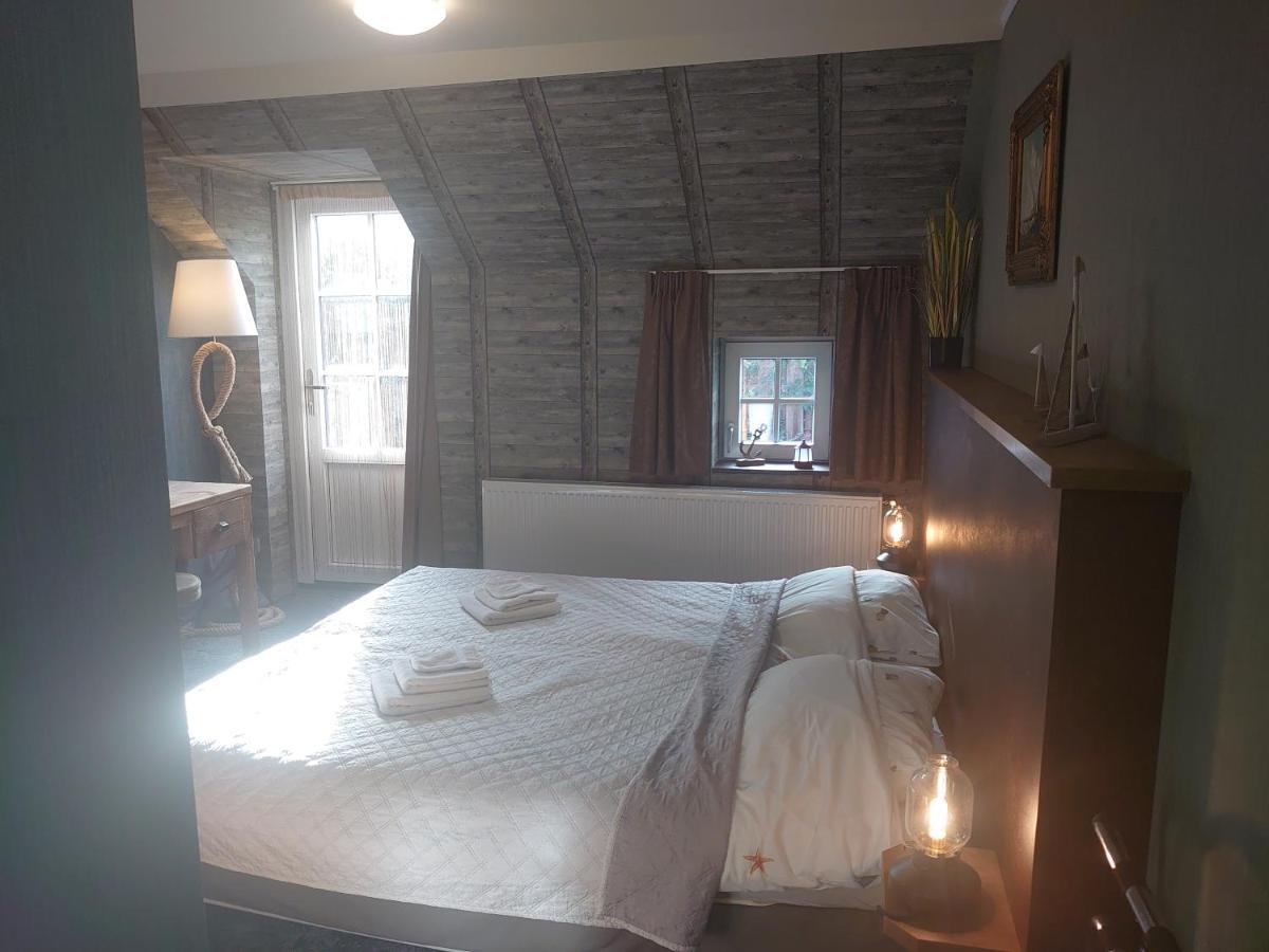 De Cyprian Bed & Breakfast Kaard Ngoại thất bức ảnh