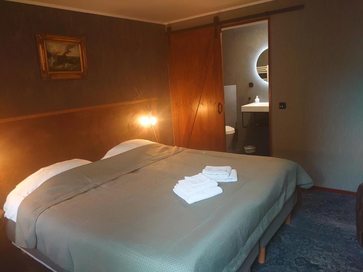 De Cyprian Bed & Breakfast Kaard Ngoại thất bức ảnh