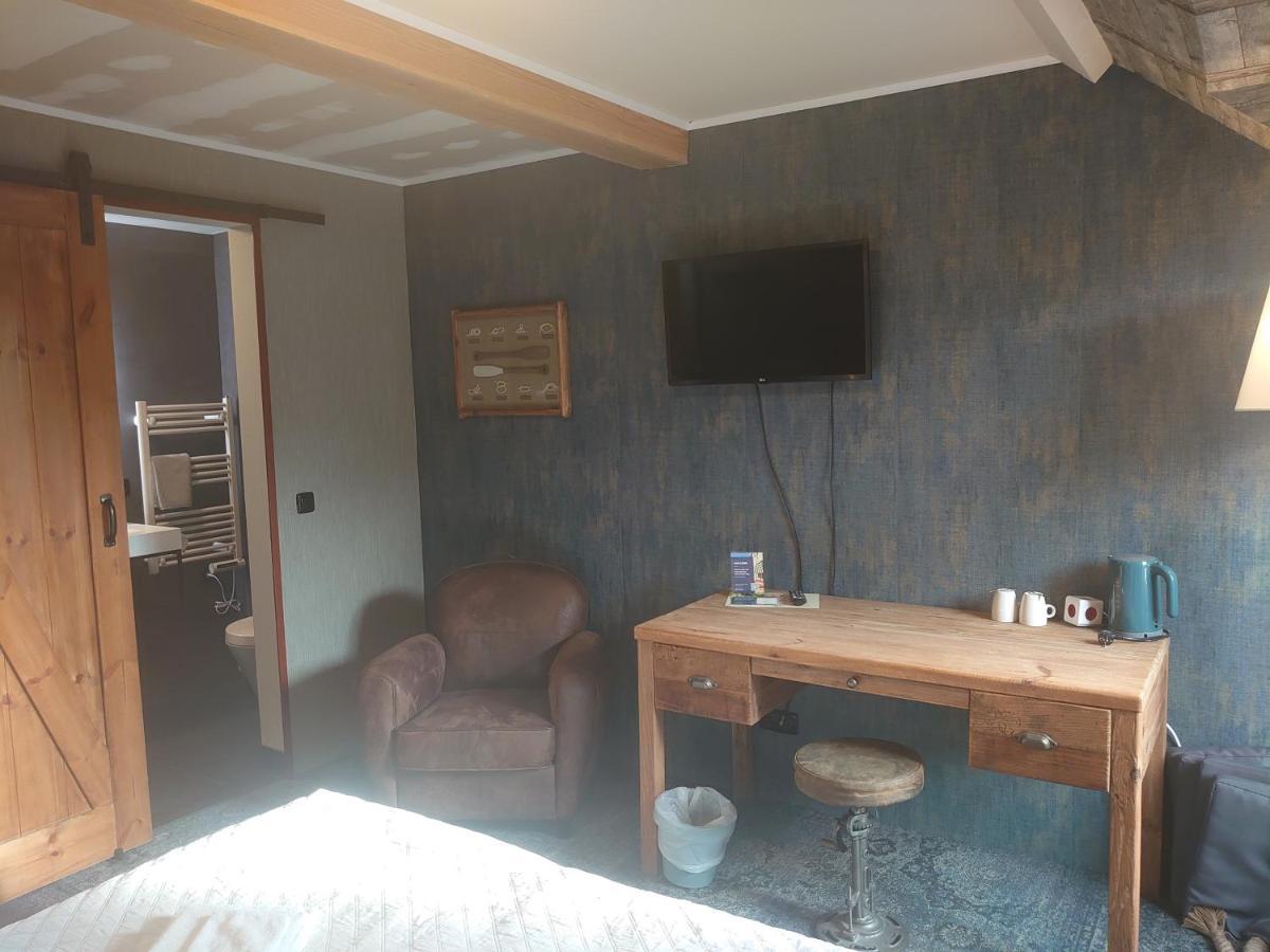 De Cyprian Bed & Breakfast Kaard Ngoại thất bức ảnh