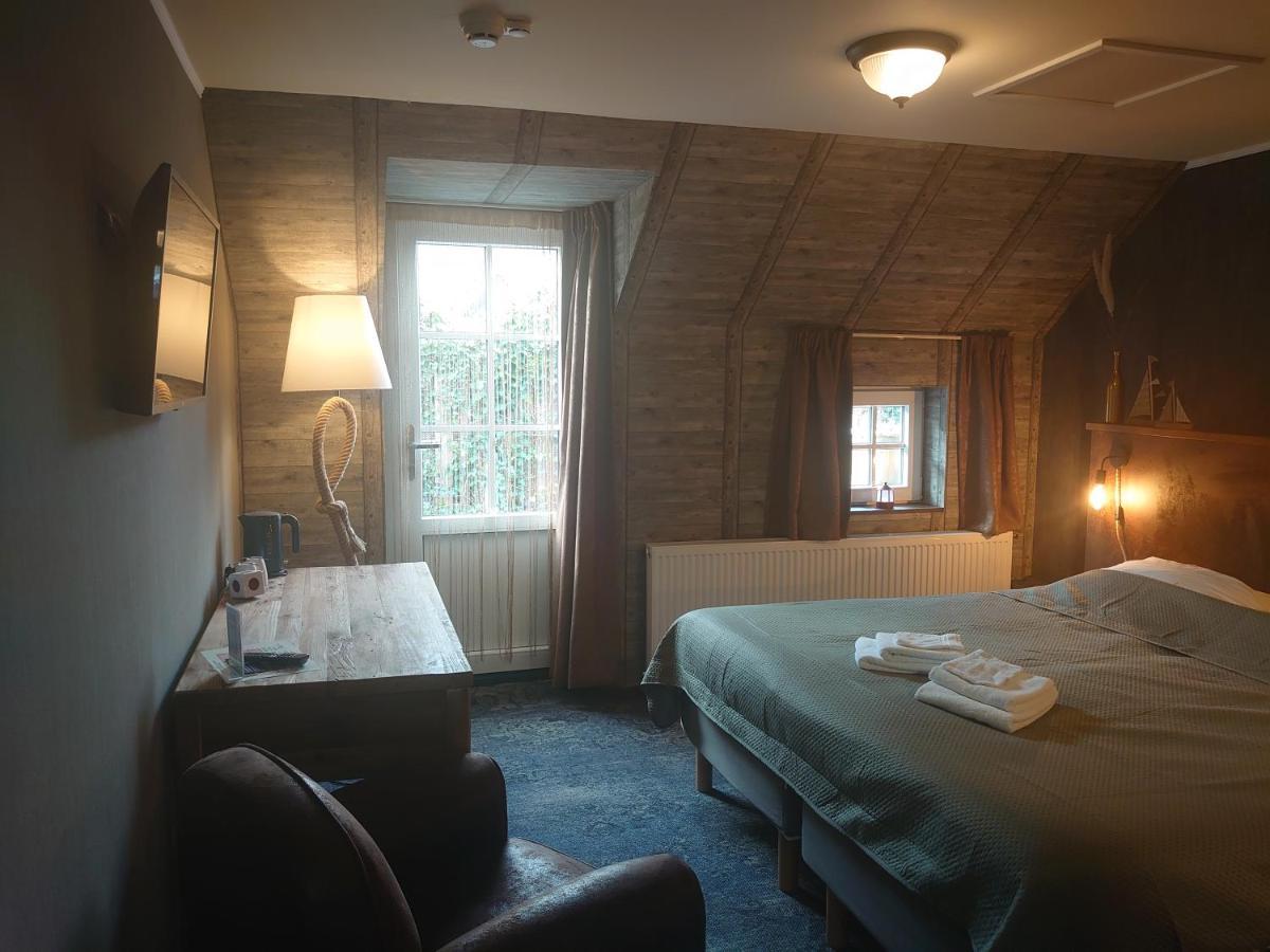 De Cyprian Bed & Breakfast Kaard Ngoại thất bức ảnh